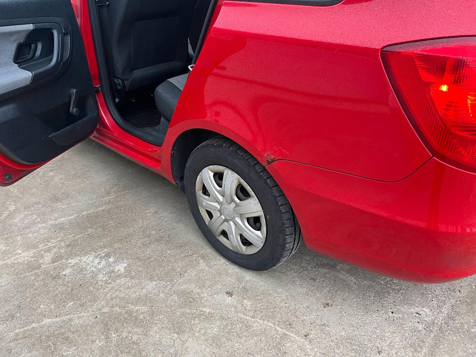 Skoda Fabia 2012 — photo 13