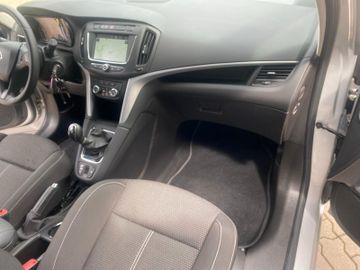 Bild 17 Opel Zafira C *AHK*LED*NAV*KLIMAAUTO*PDC v+h*CARPLAY*