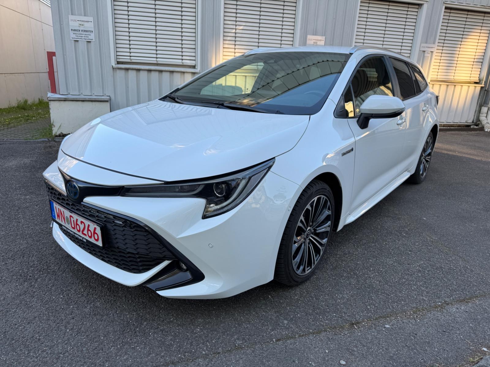 Toyota Corolla Hybrid Team D Bremsen/Reifen/HU NEU!!