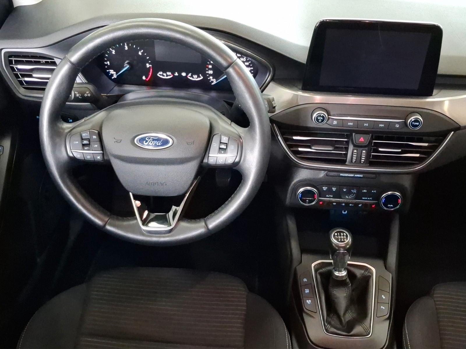 Ford Focus Turnier 2.0 Titanium,Navi,LED,Tempo,Kamera