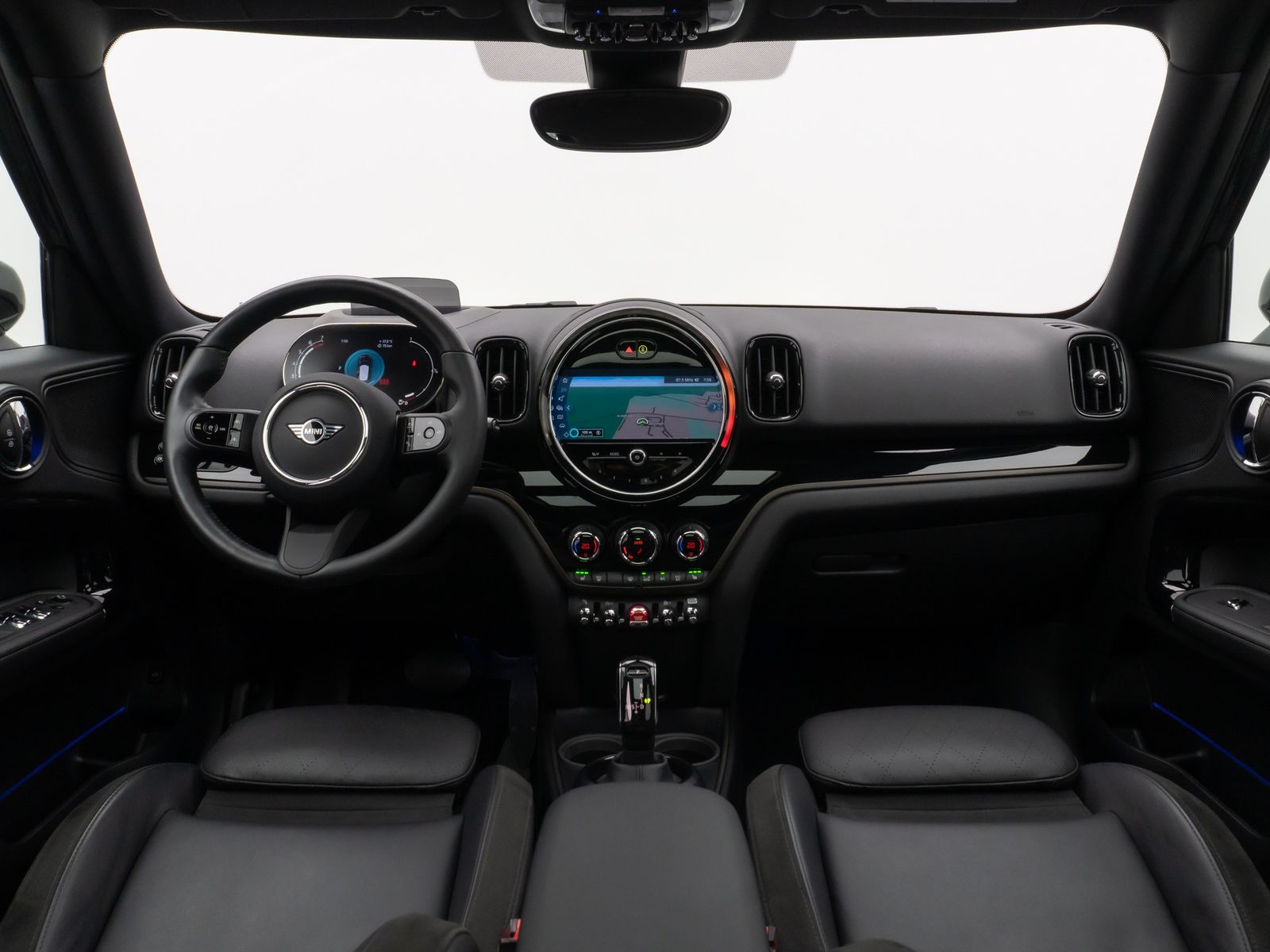Fahrzeugabbildung MINI Cooper Countryman Panorama Kamera HUD DAB Sport