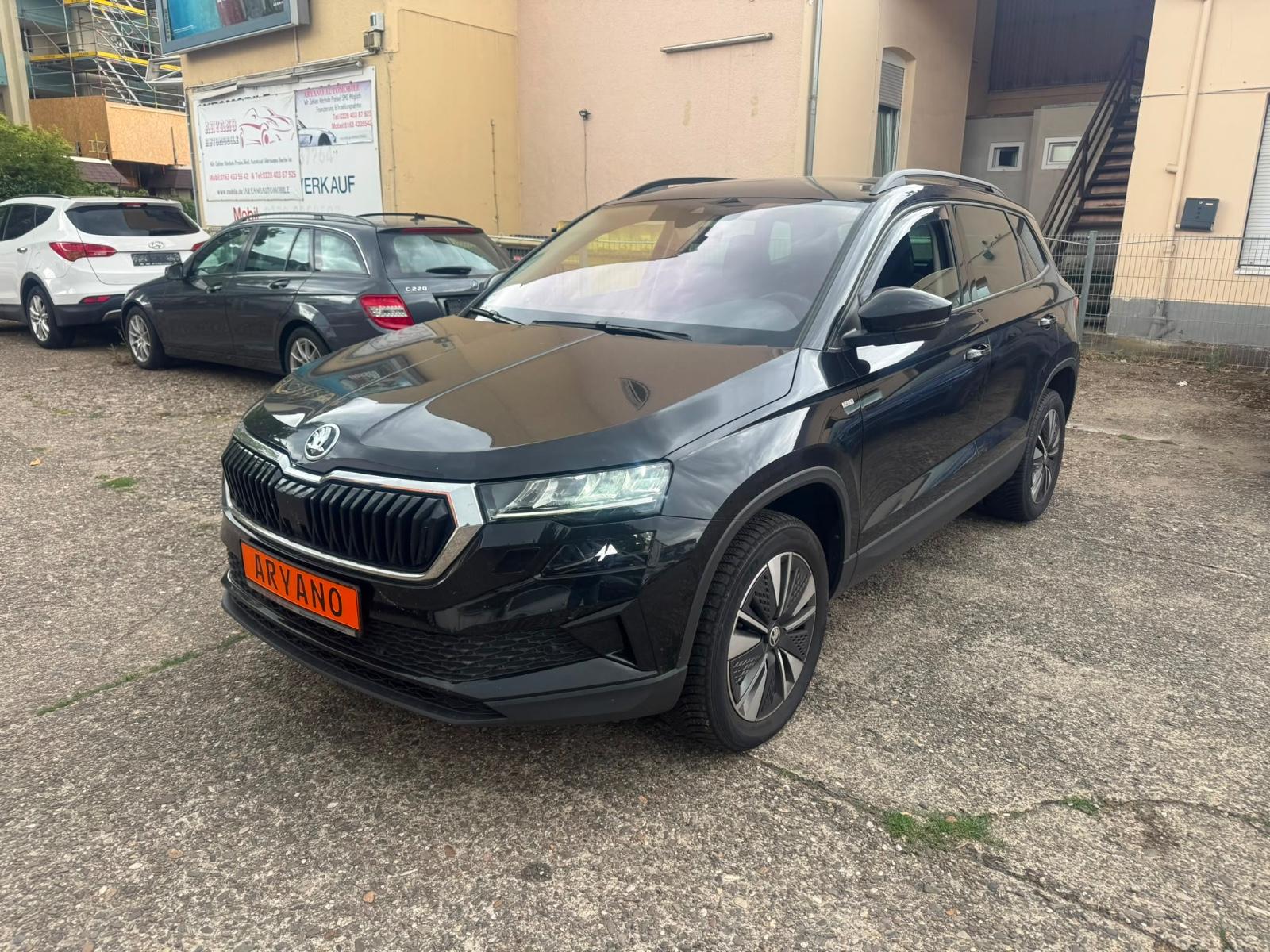 Skoda Karoq Tour*Automatik*Klimaauto*Navi*AHK*EU6
