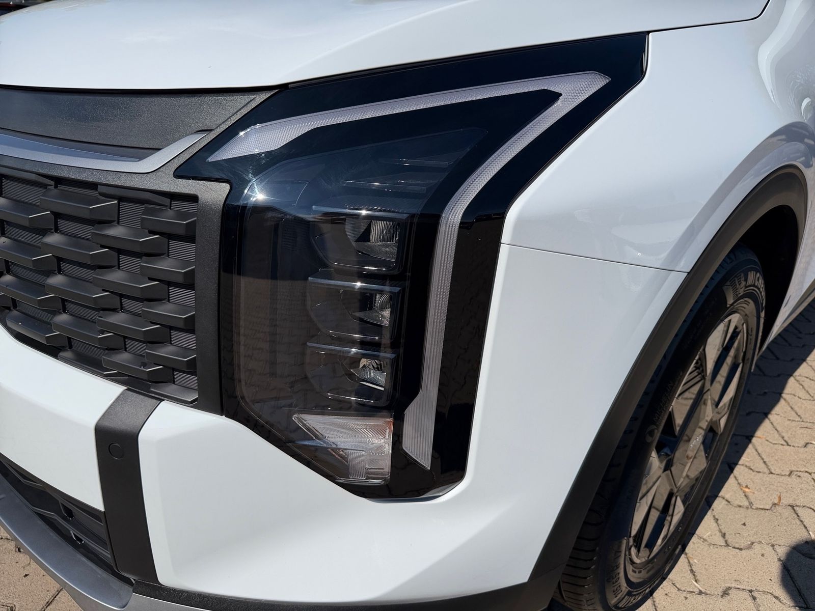 Fahrzeugabbildung Kia SPORTAGE 1.6T 2WD VIS STD Faceflift