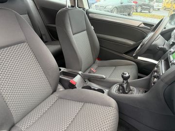 Volkswagen Golf VI Trendline+Klima+SHZ+Sch.Dach+AHK+Gar.