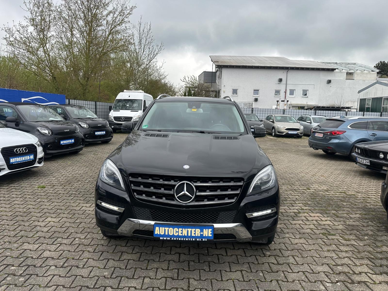 Mercedes-Benz ML 350 CDI BlueTec/ 4MATIC 7G-Tronic/Navi-Comand