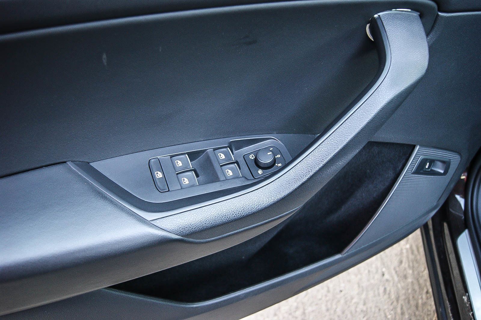 Fahrzeugabbildung SKODA Kodiaq 2.0 TSI Style 4x4 DSG LED 7 SITZE