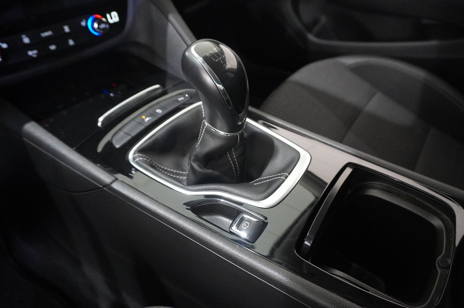Fahrzeugabbildung Opel Insignia B ST 1.5T DYNAMIC NAVI/LED/KAMERA/DAB+
