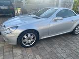 Mercedes-Benz SLK 200 KOMPRESSOR - - gebrauchte Mercedes-Benz SLK 200 aus dem Jahr 2004