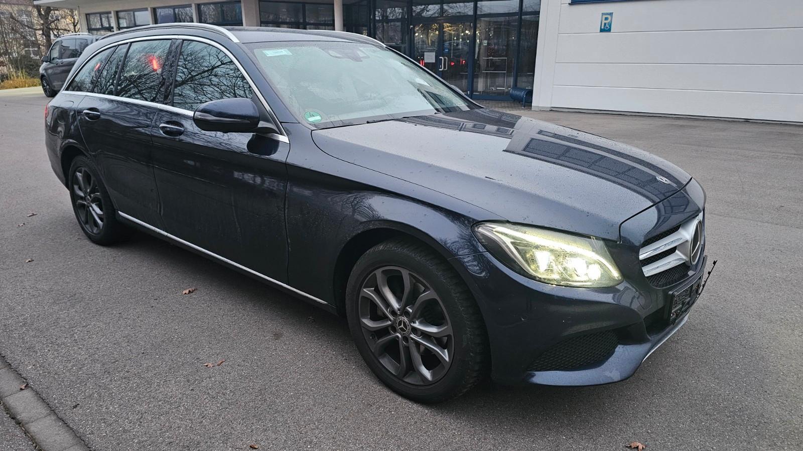 Mercedes-Benz C 200 T 4Matic, Distronic, LED,AHK,Burmester