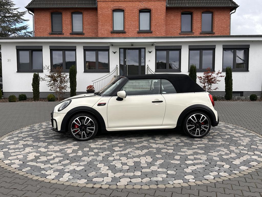 MINI John Cooper Works Cabrio