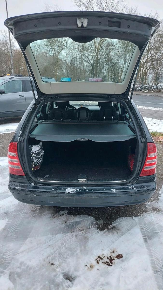 Mercedes-Benz C180 2005 — photo 8