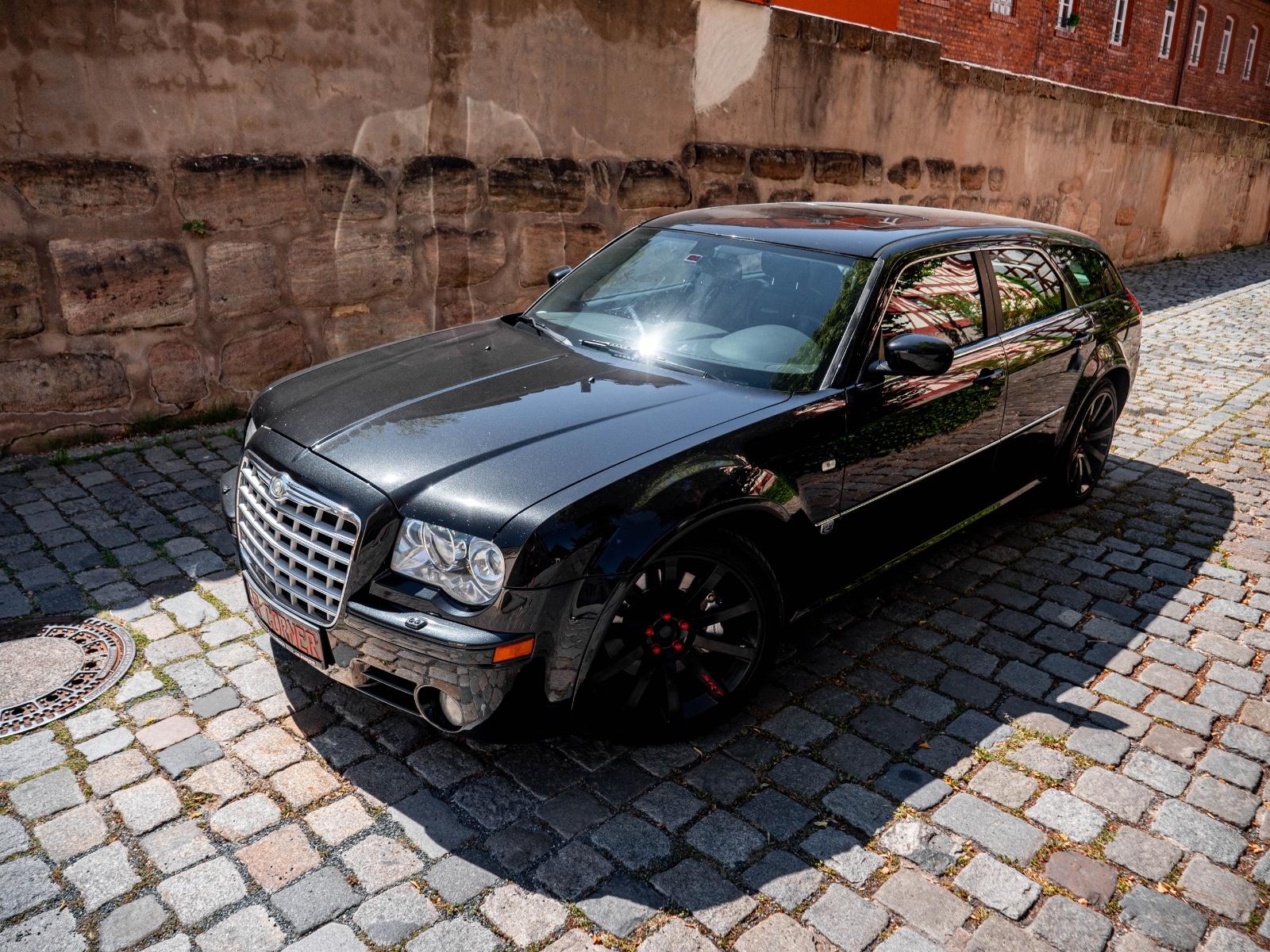 Chrysler 300C Touring SRT8 6.1 Autom. TÜV NEU AHK