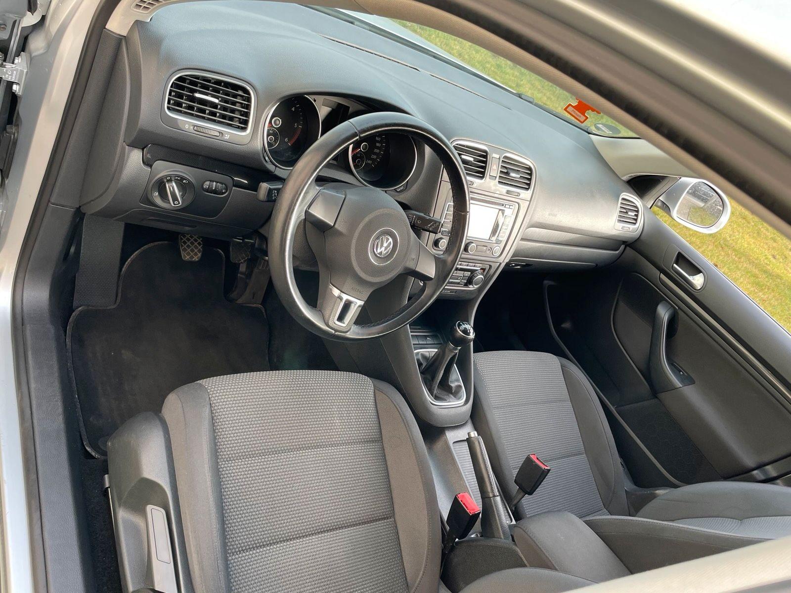 Volkswagen Golf 2010 — photo 10