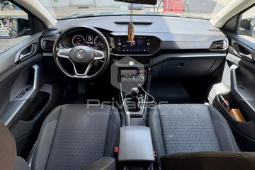 Volkswagen T-Cross - 12