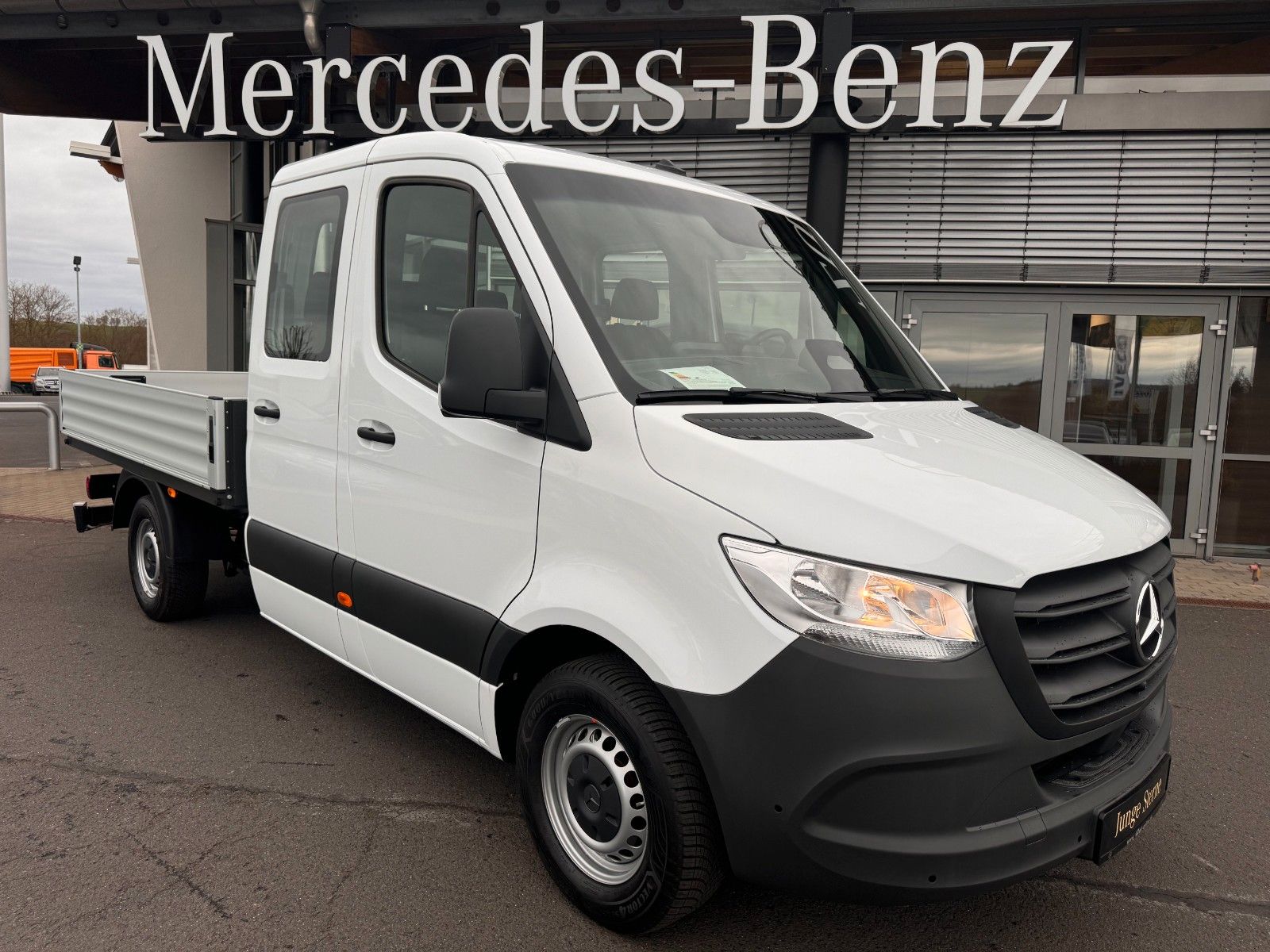 Fahrzeugabbildung Mercedes-Benz Sprinter 315 CDI DoKa 3665 9G Klima Kamera AHK