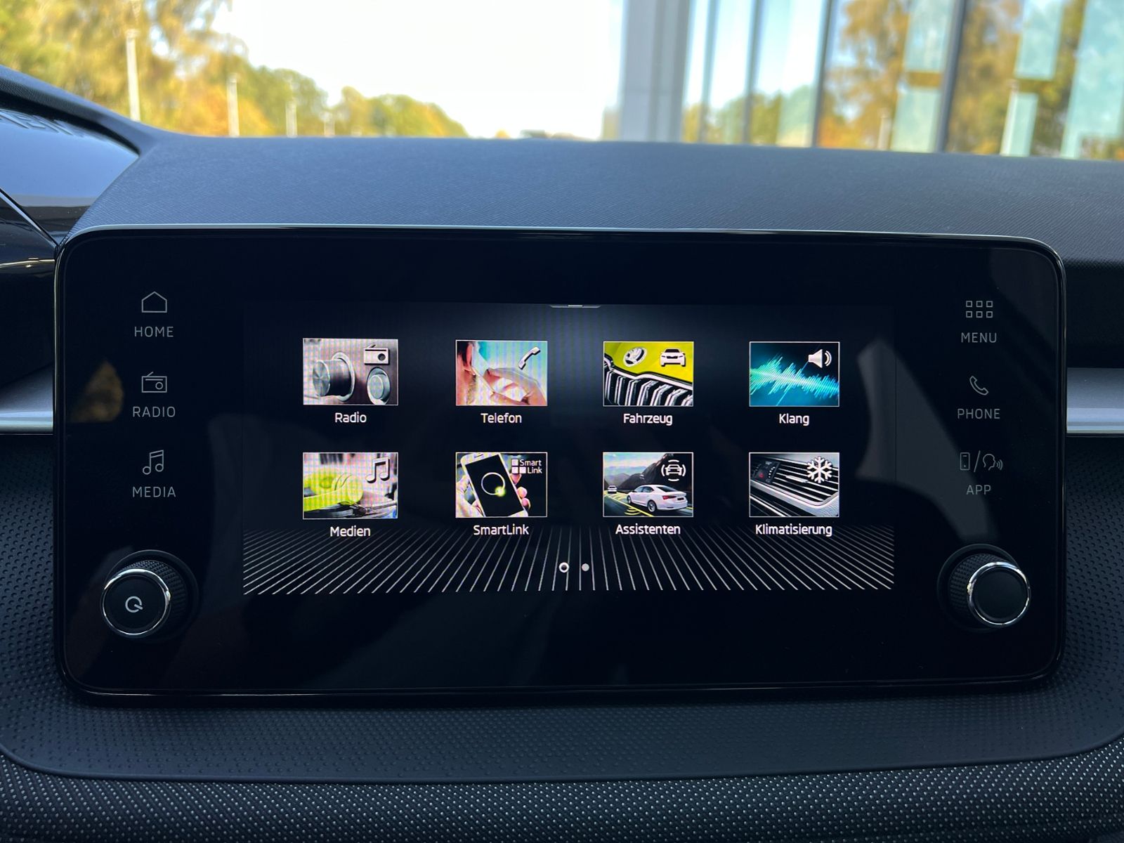 Fahrzeugabbildung SKODA Fabia Selection 1.0 TSI DSG *LED, SmartLink, Kam