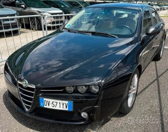 Alfa-Romeo 159 - 1