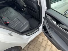 Fahrzeugabbildung BMW 520d Touring Aut. Leder Navi LED Harman