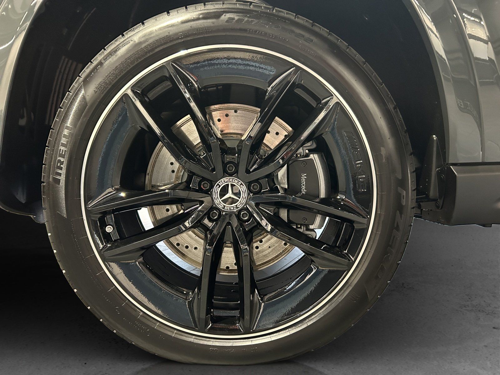 Fahrzeugabbildung Mercedes-Benz GLE 580 4M AMG E-ACTIVE BODY CONTROL - VOLL!!!