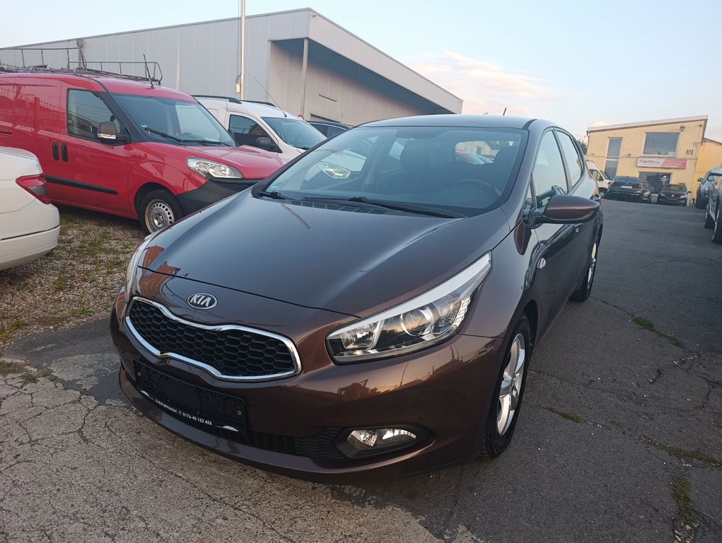 Kia cee'd / Ceed 