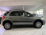 Suzuki SX4 2.0 DDiS 4WD Style Dashcam Navi PDC - Suzuki SX4 mit Diesel-Antrieb: Limousine