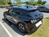 Ford Mustang Mach-E 75 kWh AWD SR - Ford Mustang Mach-E mit Panoramadach