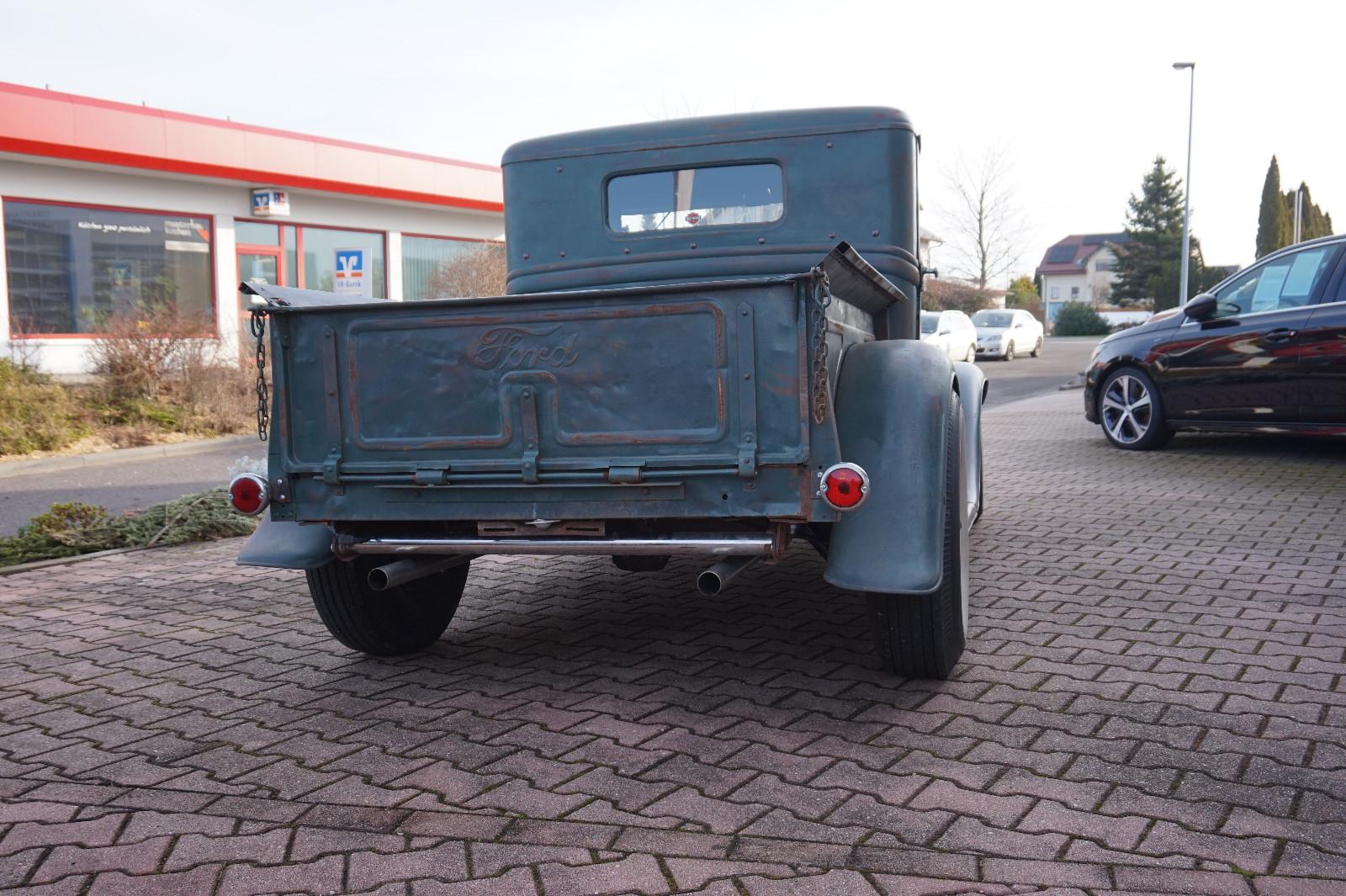 Ford Pickup 1932 V8 "Ford Outlaw Speed Shop" Hot Rod