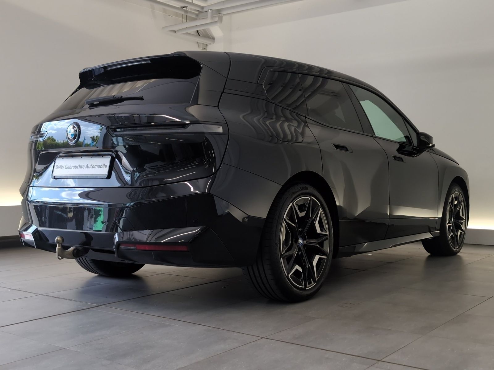 BMW iX xDrive40 Sportpaket Navi/Laser/AHK/360°/ACC foto 8