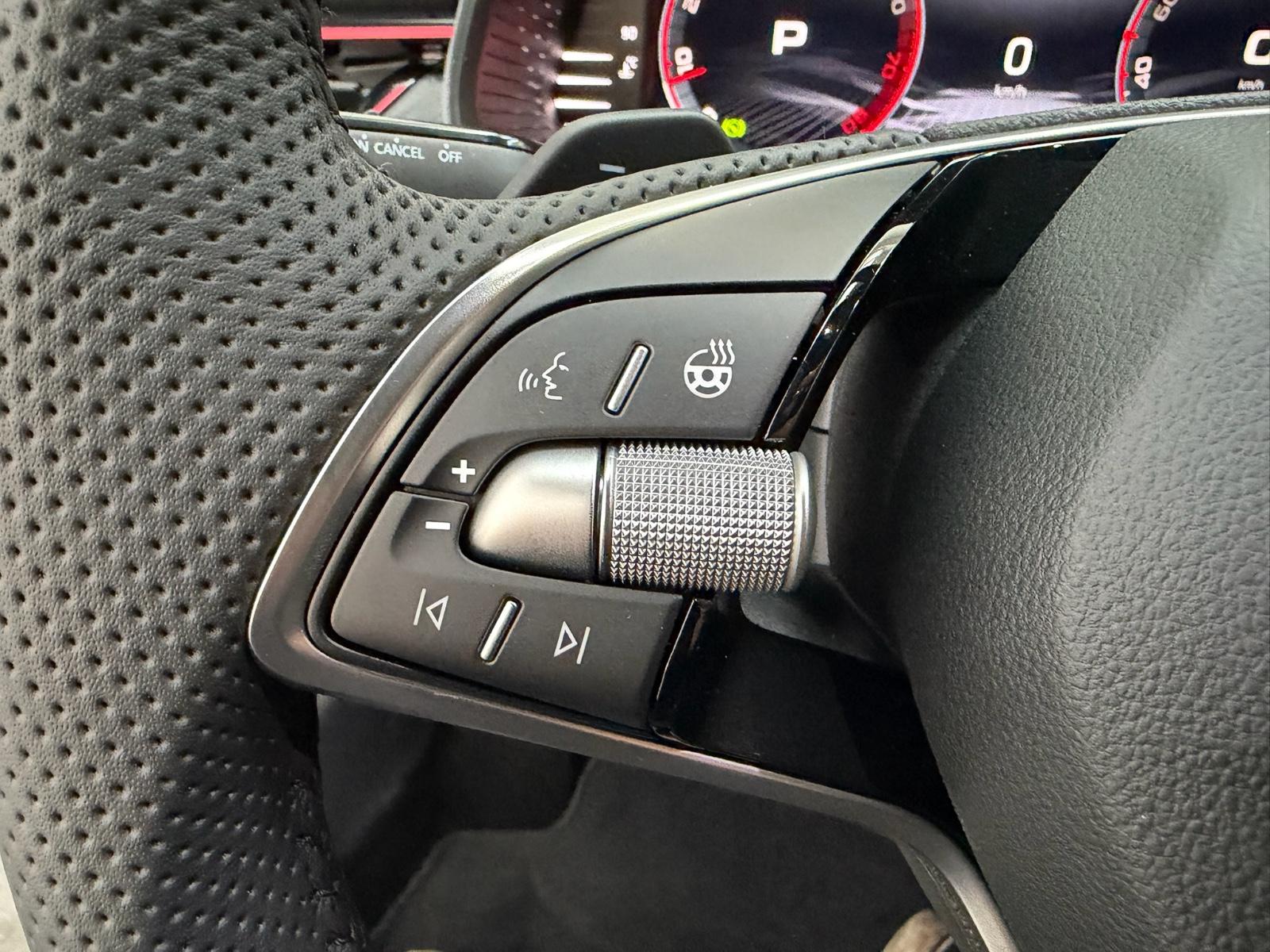 Skoda Kamiq Monte Carlo 1.5TSI DSG#Pano#AHK#Kamera#SHZ