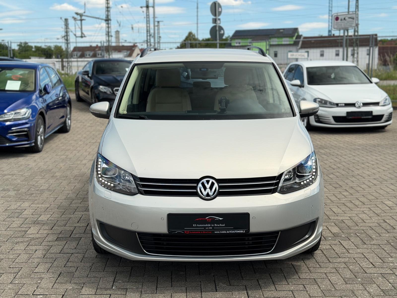 Volkswagen Touran Comfortline *Bi-Xenon*AHK*Navi*6-Gang*