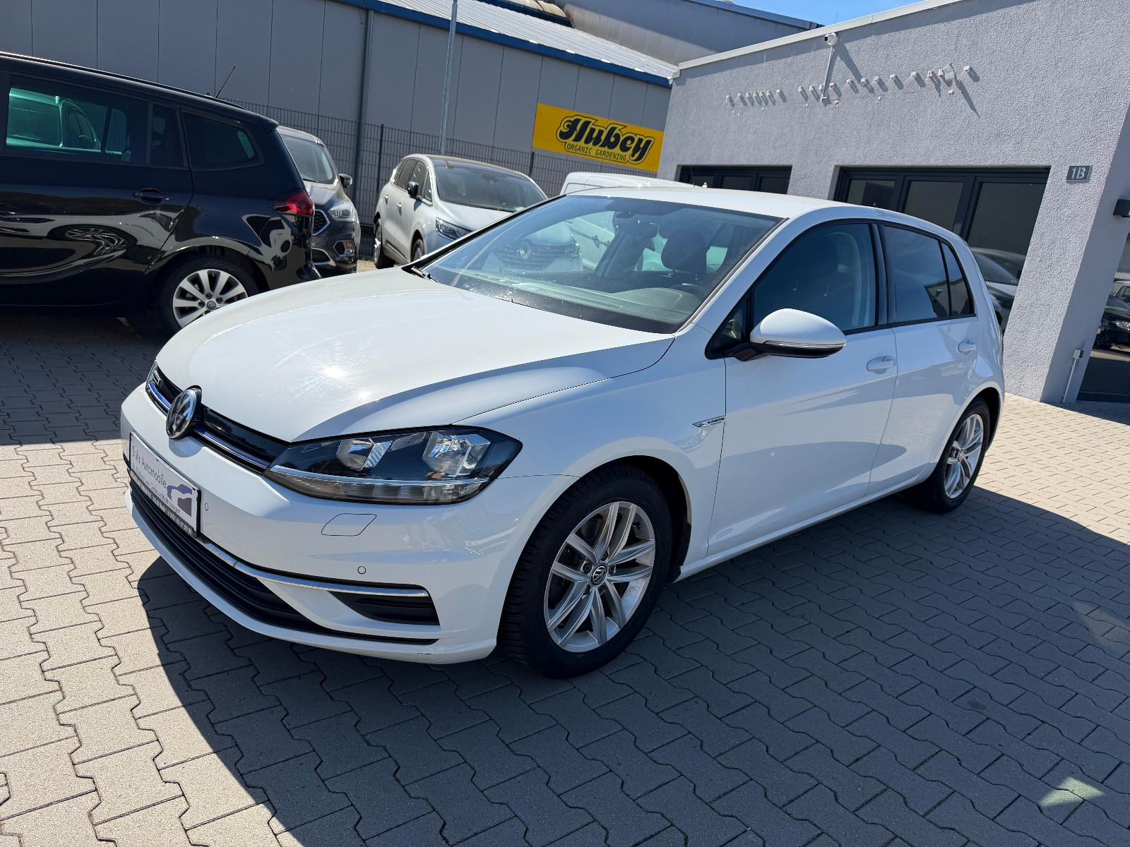 Volkswagen Golf VII Lim. Comfortline Aut. SHZ PDC ACC 1.Han