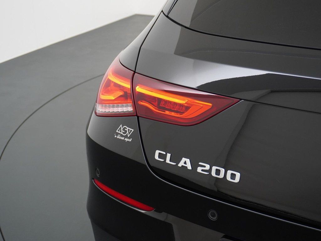 Mercedes-Benz CLA 200 Shooting Brake Business Solution Luxury