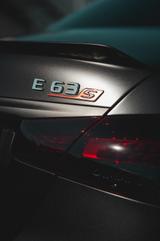 Mercedes-Benz  Mercedes-AMG E 63 S FINAL EDITION 1/999 - Mercedes E 63 AMG Unfallwagen