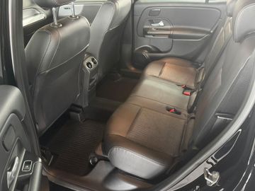 Mercedes GLB 200 - 12