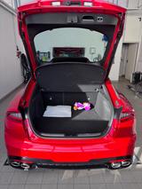 Kia Stinger 3.3 T-GDI AWD GT GT - rote Kia Stinger