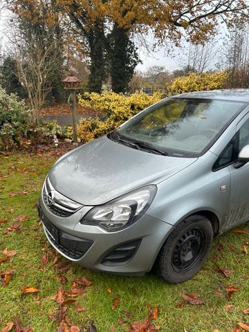 Opel Corsa D 1.2. Energy