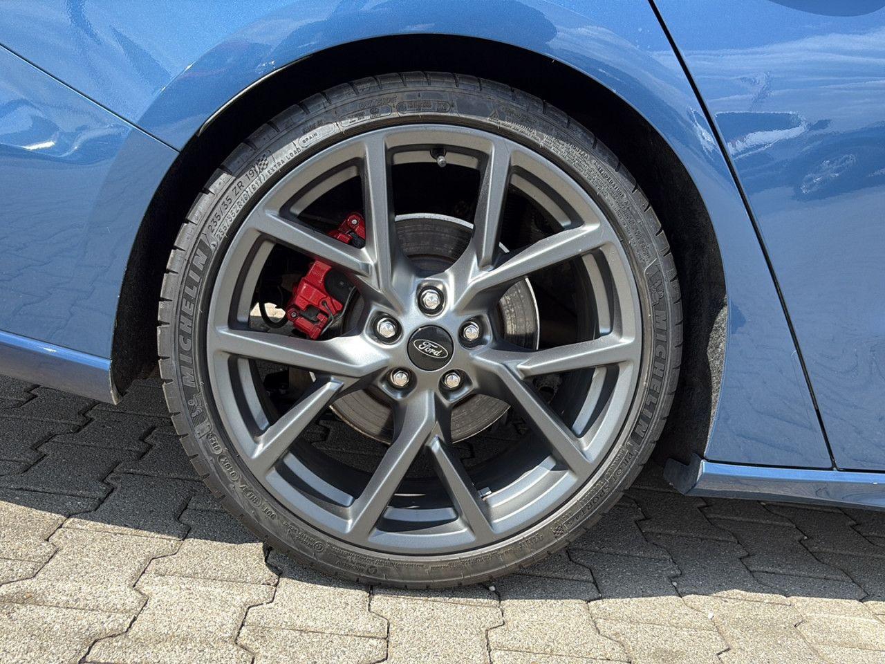 Ford Focus ST 2.3 EcoBoost Automatik LED Kamera Navi