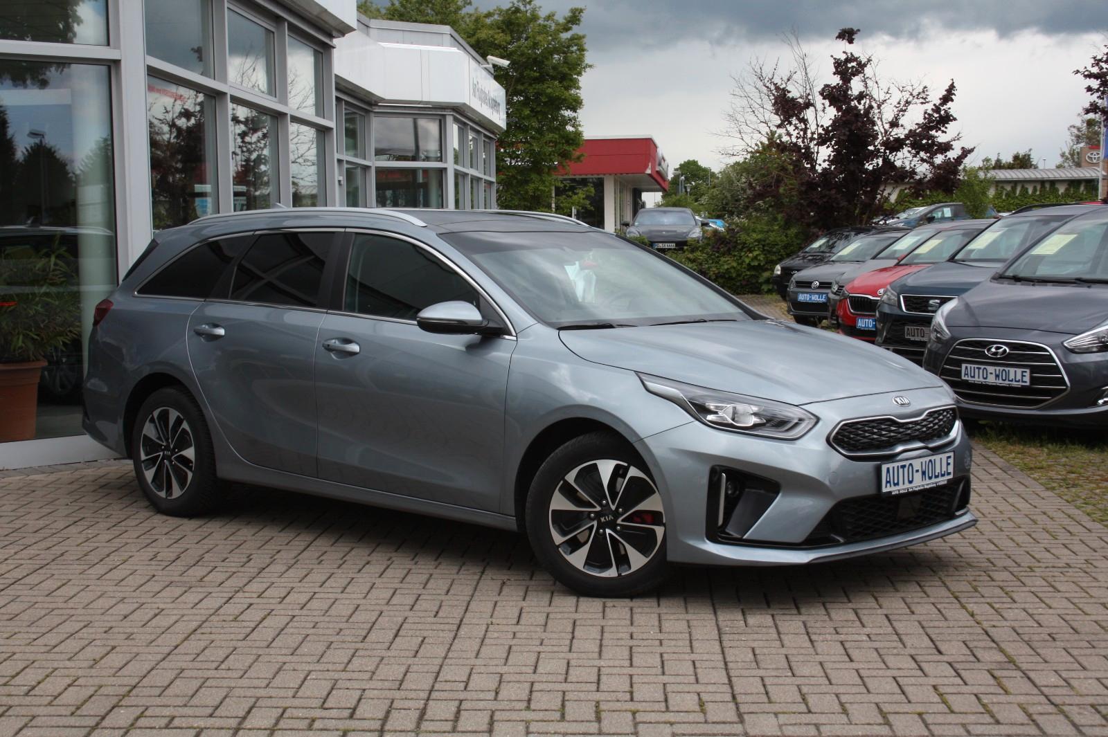 Kia 1.6 Plug-in Hybrid Spirit LED PANO 1.HAND