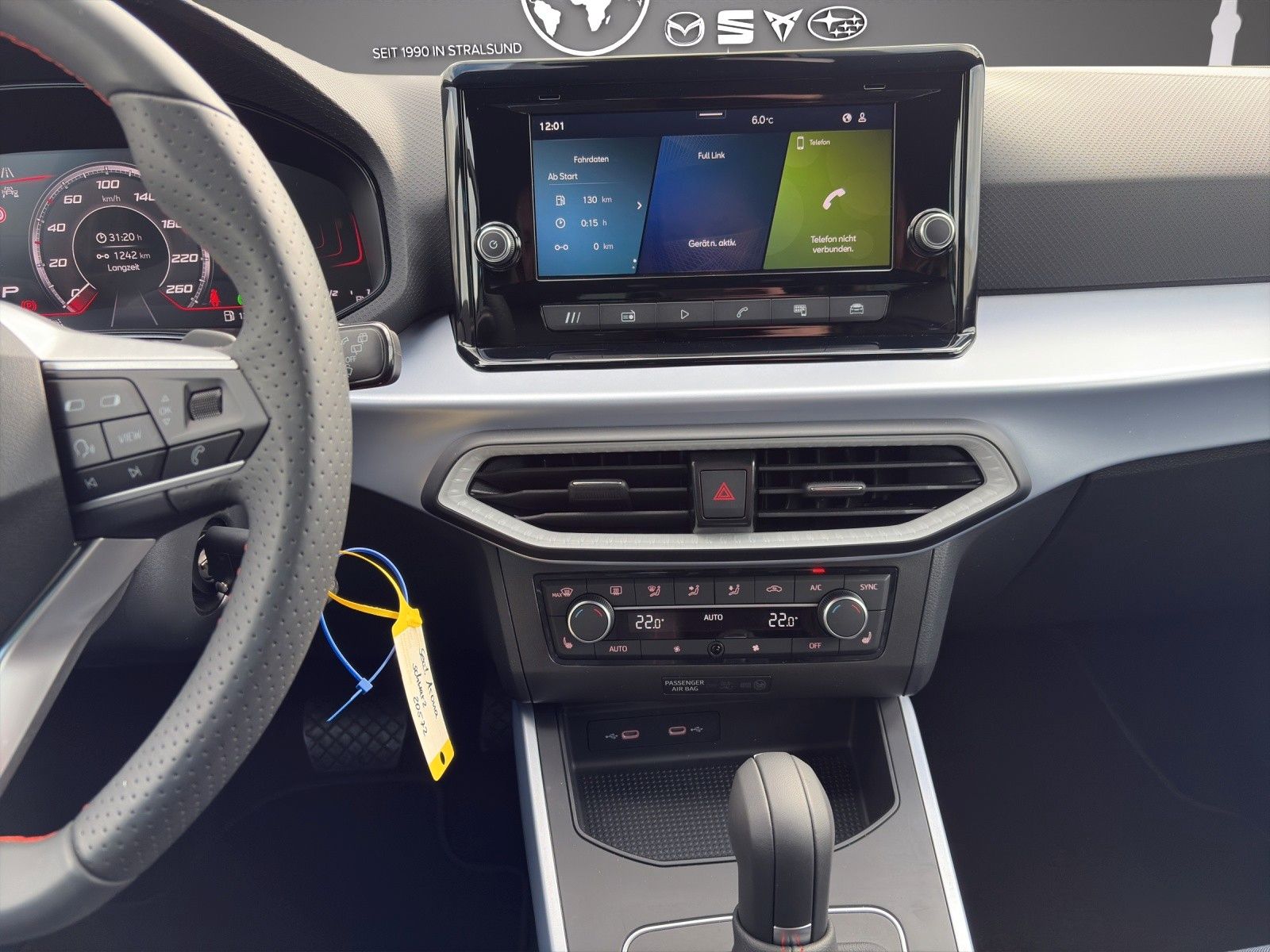 Fahrzeugabbildung SEAT Arona FR 1.0 TSI DSG GJR/LED/SHZ/RFK/APP/PDC/GJR