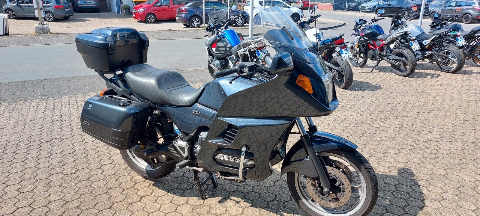 Fahrzeugabbildung BMW K 1100 LT  Zustand Gut  Läuft Super Teileträger