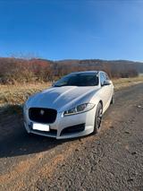 Jaguar XF Sportbrake 3.0 Diesel AHK 275 PS - Jaguar XF mit Diesel-Antrieb: Kombi, 3.0