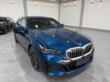 BMW 520i M Sport*LED*AHK*Shadow*H&K*360°*Carbon - gebrauchte BMW 520 aus dem Jahr 2024
