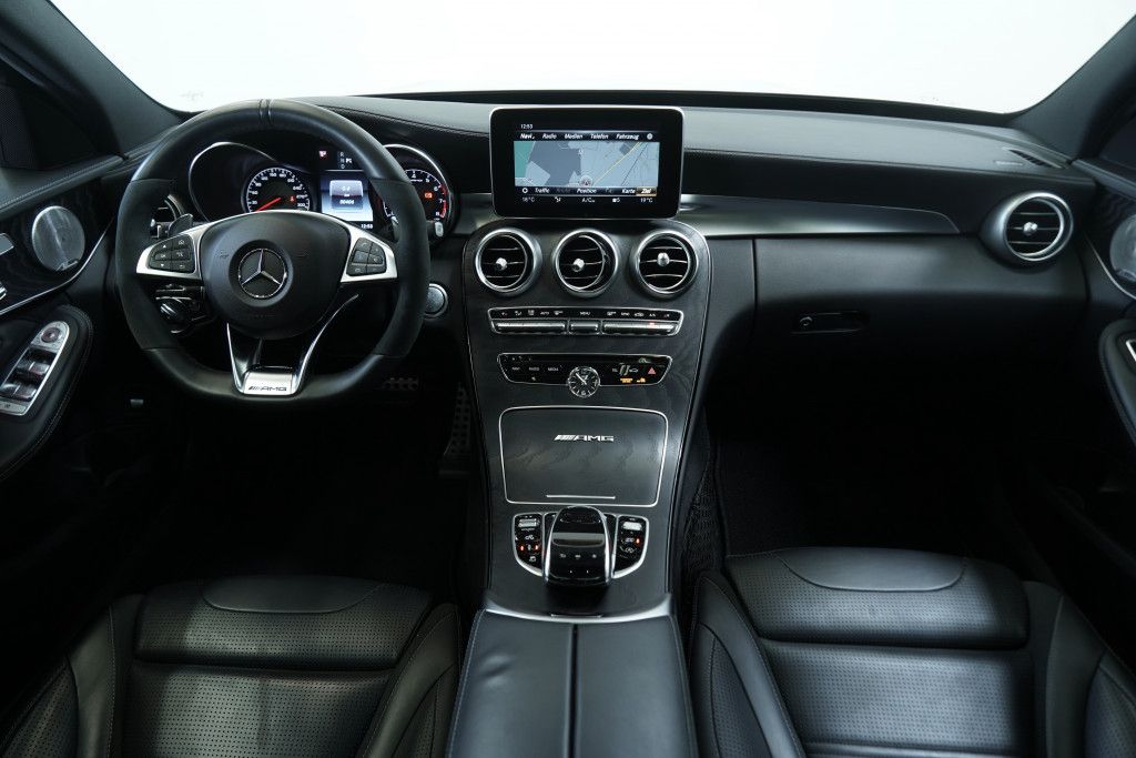 Mercedes Benz C 63 Amg