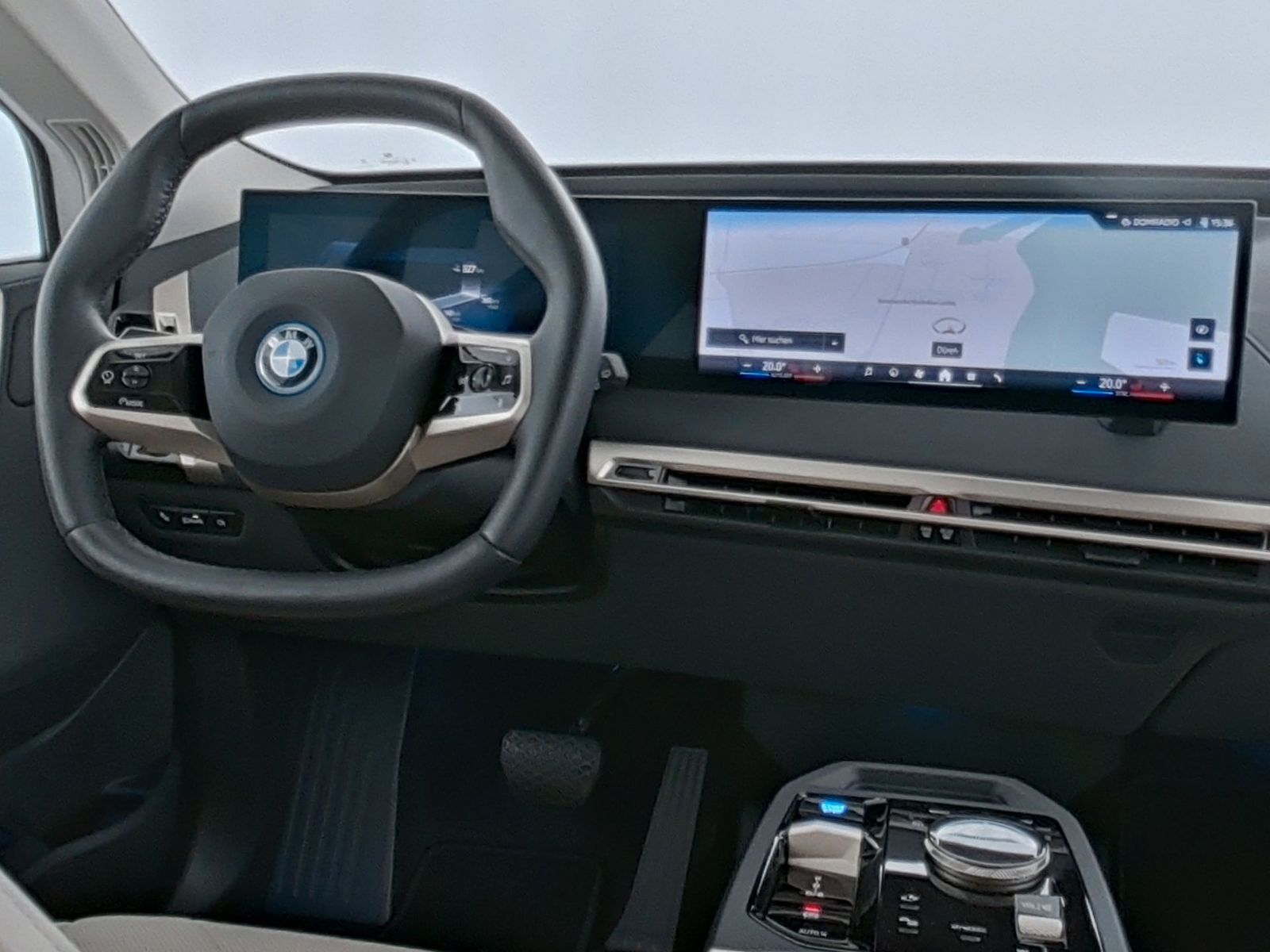 BMW iX - Bild 17