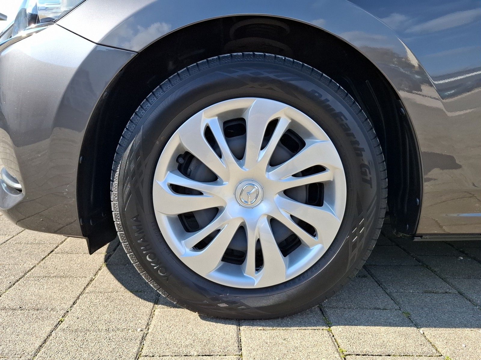 MAZDA 2 Ad'vantage 1.5 KLIMA / SITZHEIZUNG / LED / NAV - Image 18