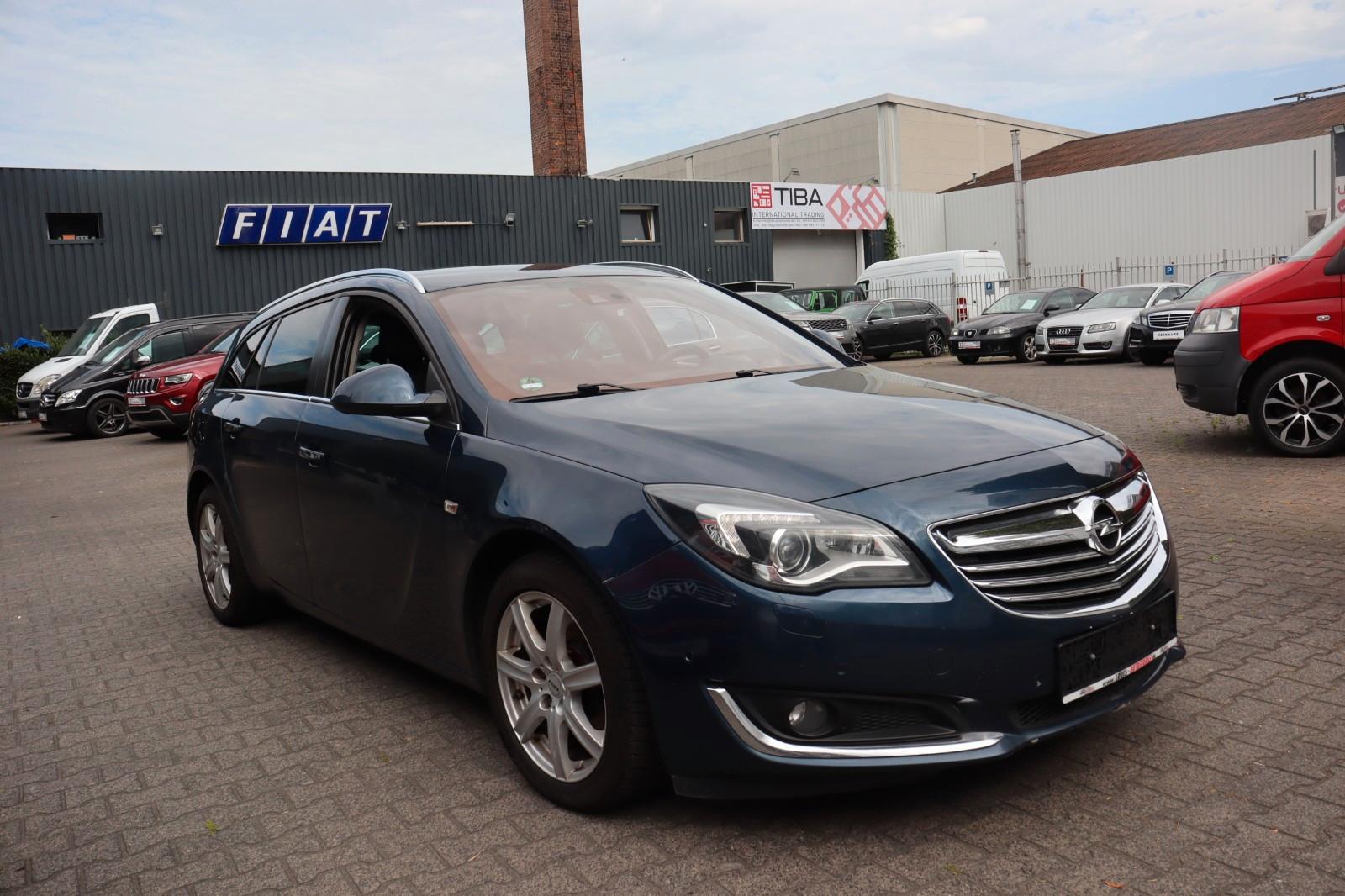 Opel Insignia 2014 — rear view