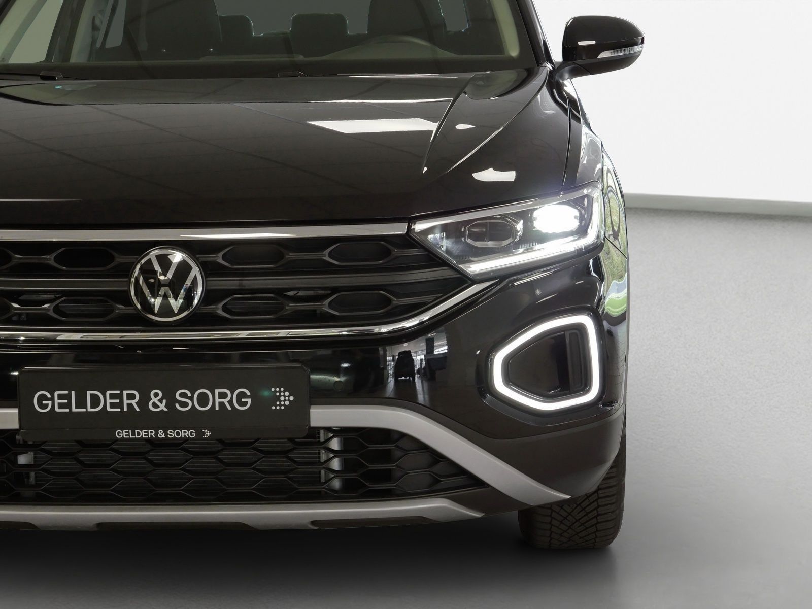 Volkswagen T-Roc - Bild 12