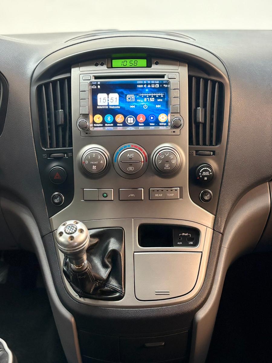 Hyundai H-1 Premium Grand
