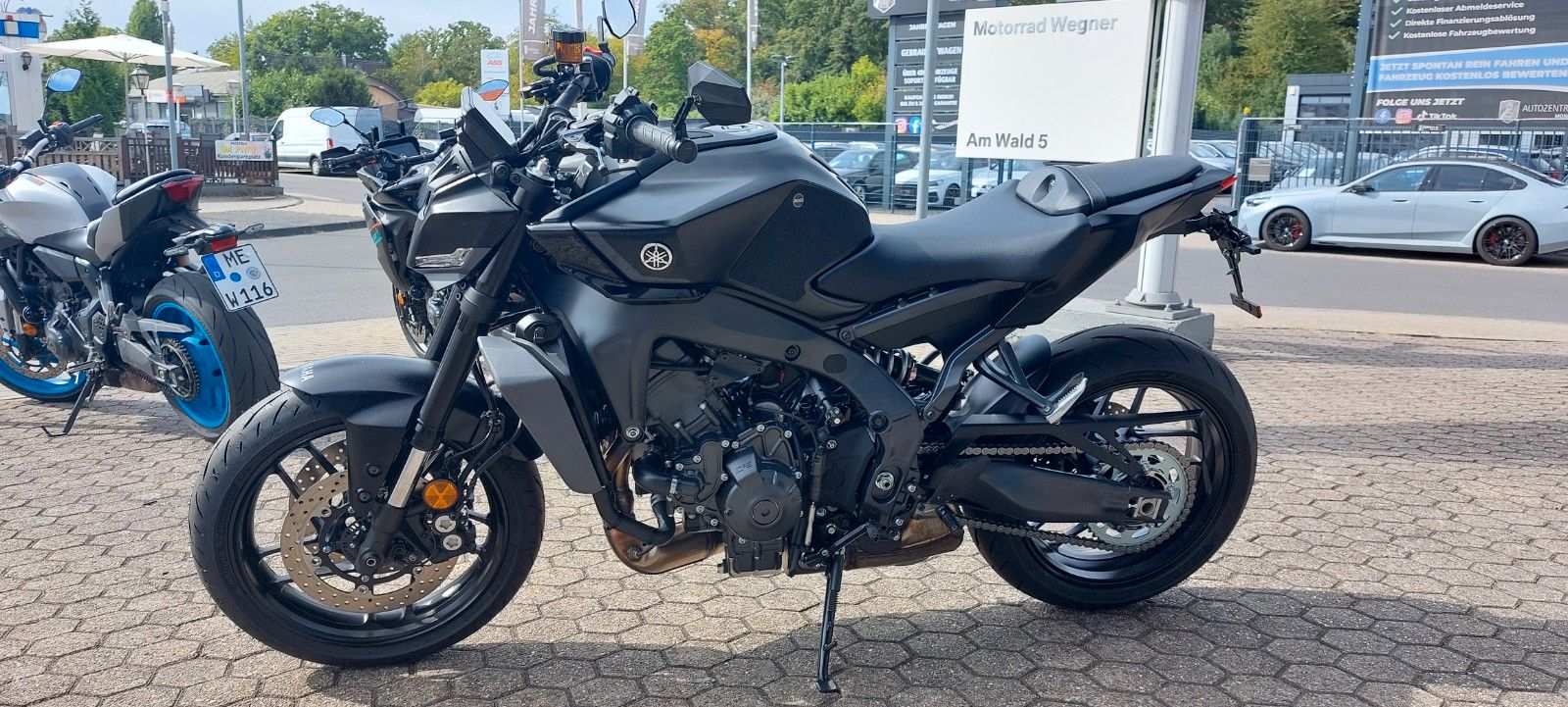 Fahrzeugabbildung Yamaha MT-09 25  Zubehör für 1300.-