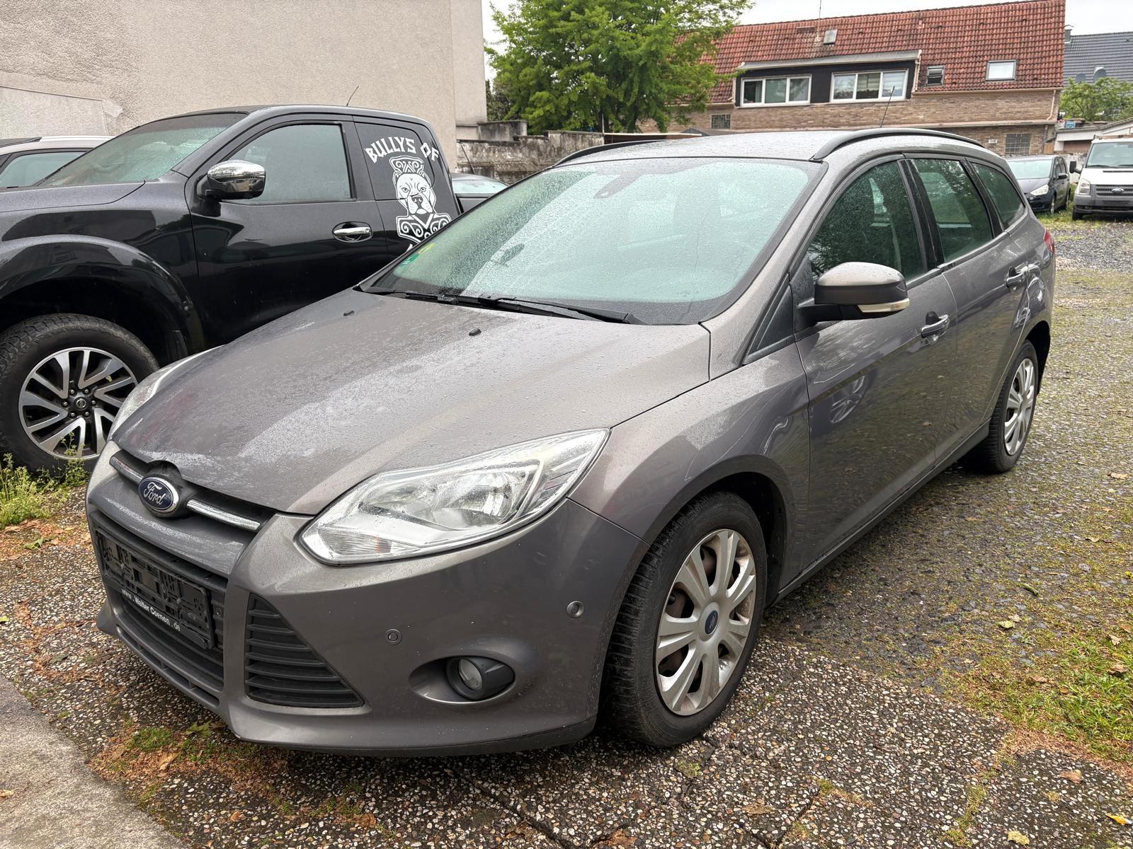Ford Focus Turnier Sync Edition